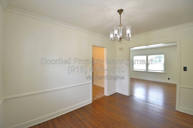 Building Photo - 1150 S Oswego Ave