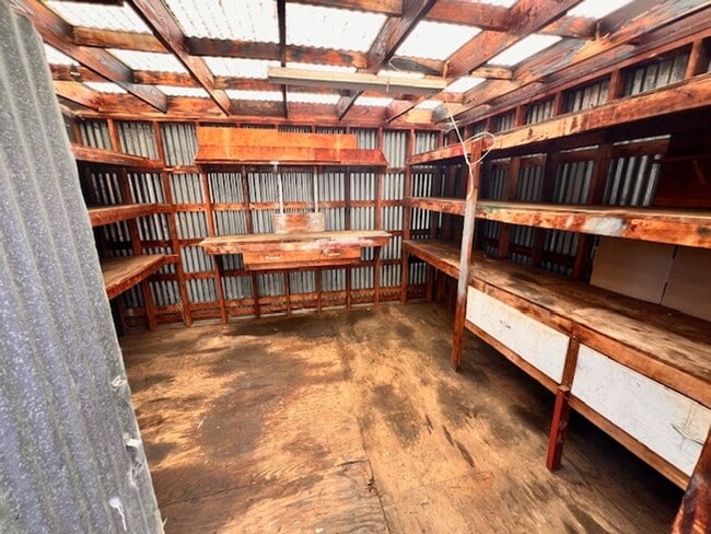 Building Photo - 2164
