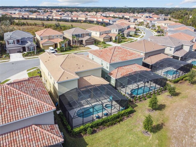 Building Photo - 7704 Oakmoss Loop