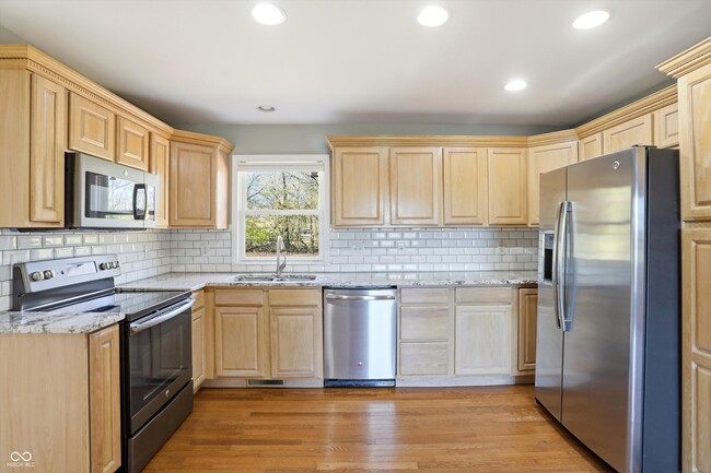 Building Photo - 7026 Spring Mill Rd