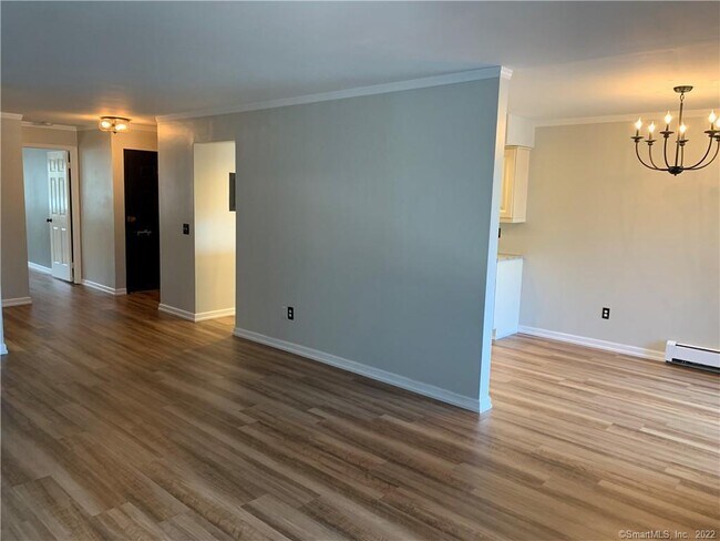 Building Photo - 50 Aiken St