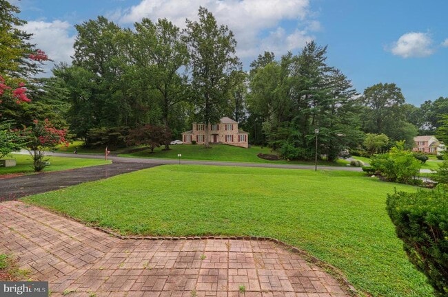 Building Photo - 14917 Brownstone Dr