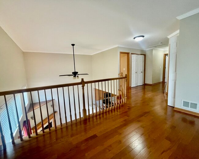 Building Photo - 517 Willow Way