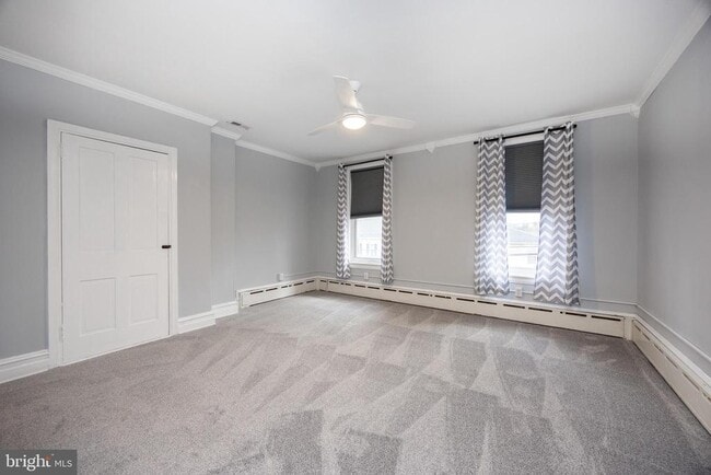 Building Photo - 313 Chestnut St