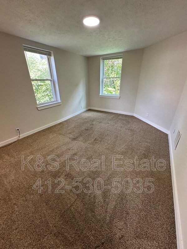 Building Photo - 2954 Sheraden Blvd