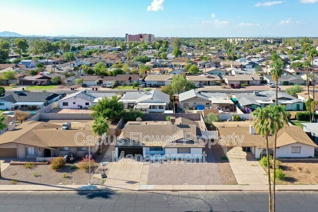 Building Photo - 2147 W Edgewood Ave