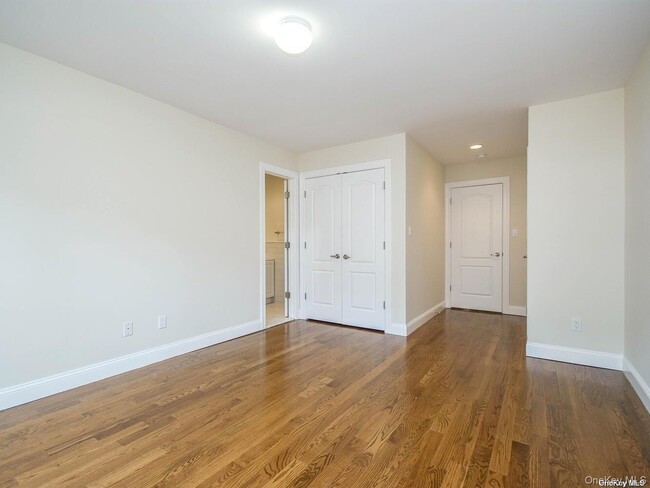 Building Photo - 28 Dunes Ln