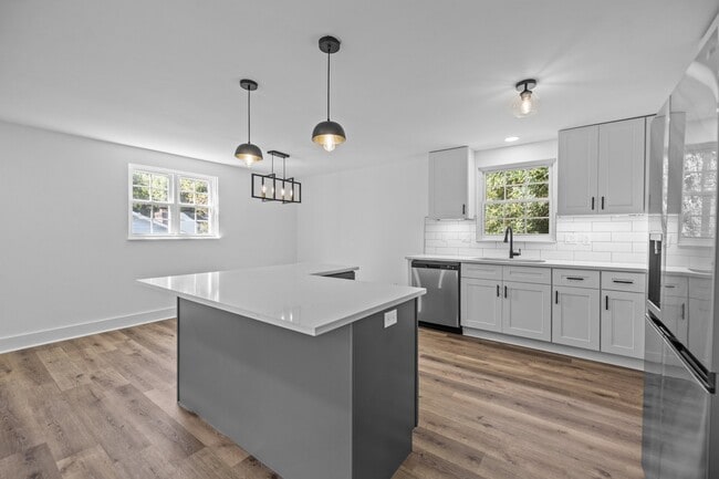 Building Photo - 7120 Clear Crossing Ln