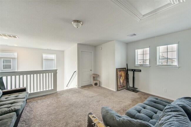 Building Photo - 20951 New Proper Dr