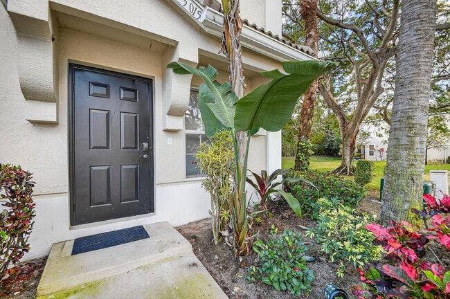 Building Photo - 5015 Palmbrooke Cir