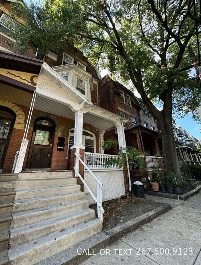 Building Photo - 236 Buckingham Pl