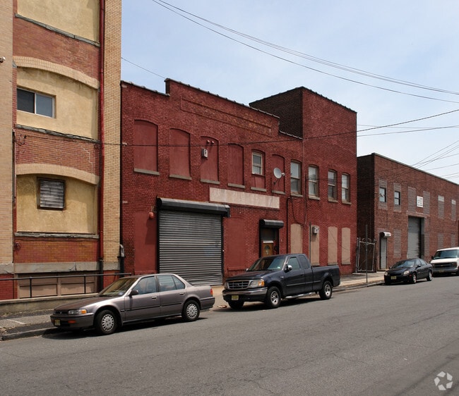 168 Emmett St - 168 Emmet St