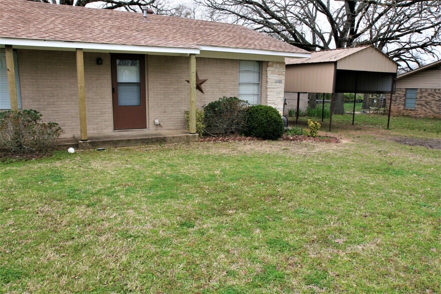 Carport - 503 Hilliard Dr