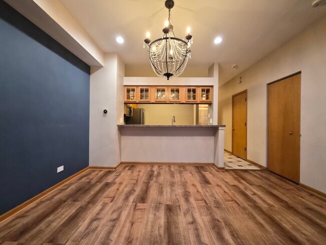 Building Photo - 2609 Carrolwood Rd