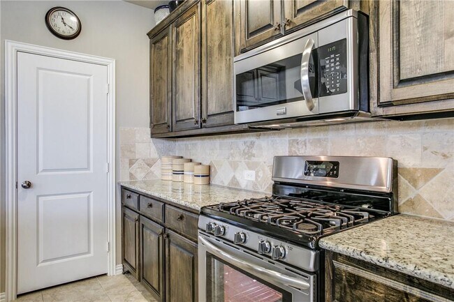 Building Photo - 3927 Cascade Sky Dr