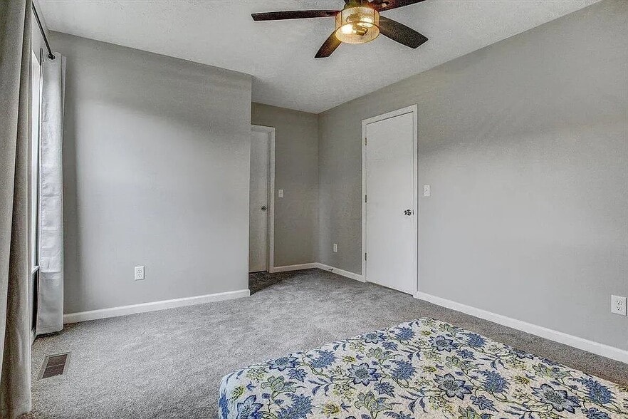 Building Photo - 1962 Manley Way