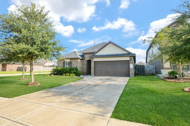 Primary Photo - 9531 McDowell Dr