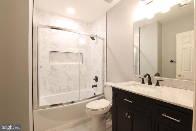 Building Photo - 6732 Rock Brook Dr