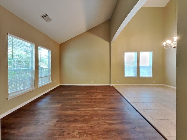 Building Photo - 12919 Palm Leaf Ct