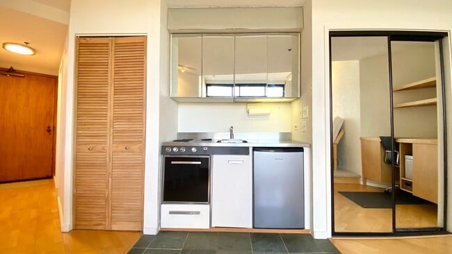 Building Photo - 300 Wai Nani Way