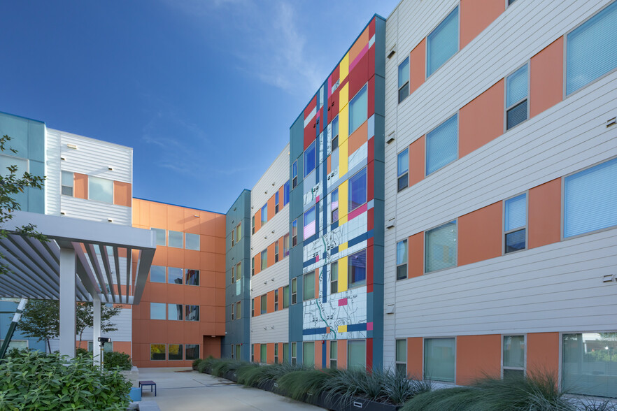 Building Photo - Avenue J