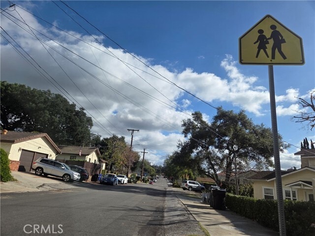 Building Photo - 2814 Los Olivos Ln