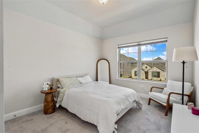 Building Photo - 1220 W Yarrow Ave