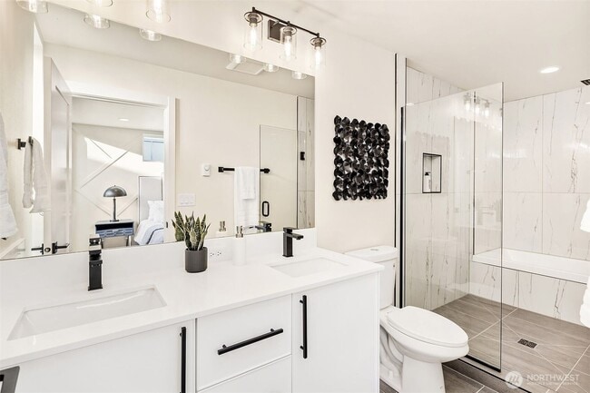 Building Photo - New Ballard Townhomes