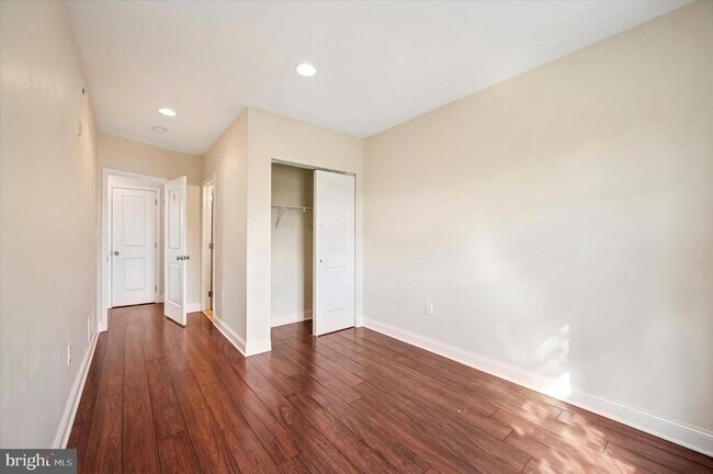 Building Photo - 1421 N 18th St