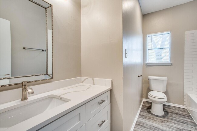 Building Photo - 5301 Indio Cove