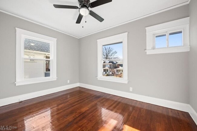 Building Photo - 1643 Lincoln Ave