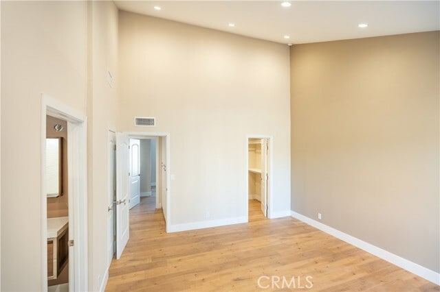 Building Photo - 4939 Laurel Canyon Blvd