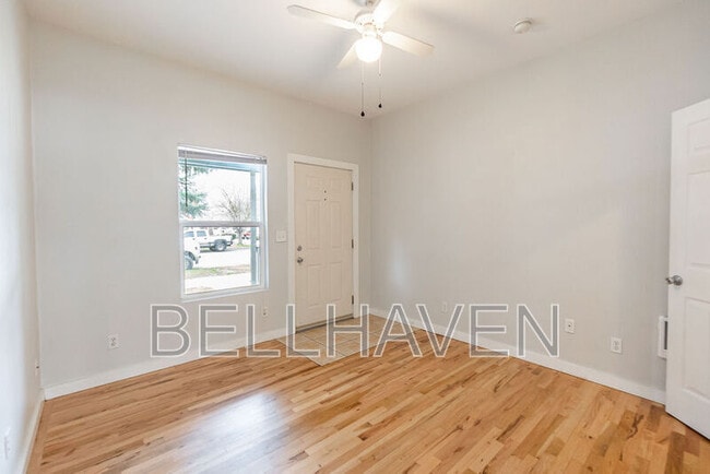 Building Photo - 624 W Fort St