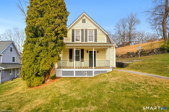 Building Photo - 2 Sherman Ave