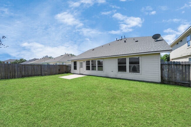 Building Photo - 6706 Hayman Dr