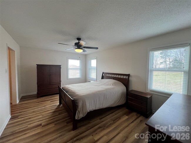 Building Photo - 149 Lytton Farm Rd