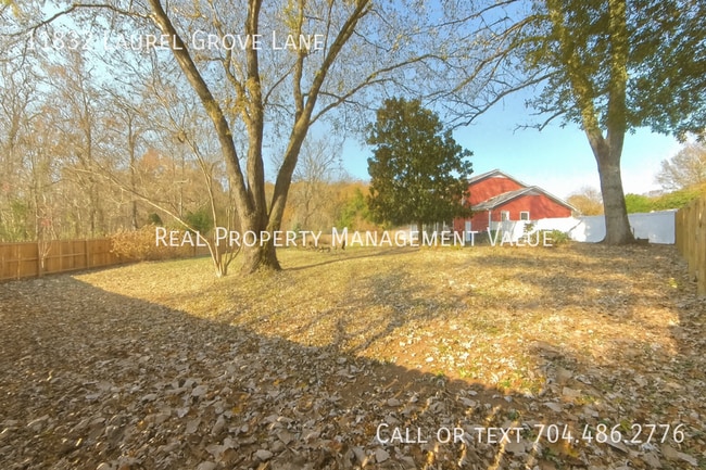 Building Photo - 11832 Laurel Grove Ln