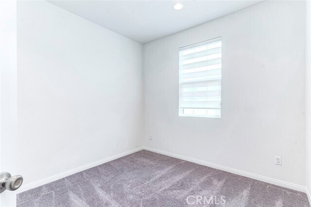 Building Photo - 6996 Cottonwood Ln