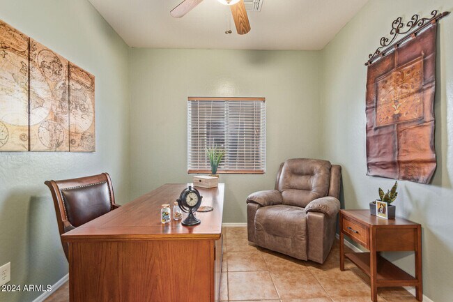 Building Photo - 31748 N Blackfoot Dr