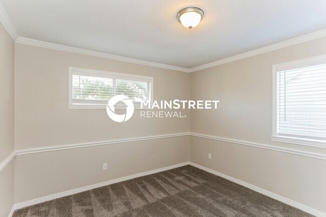 Building Photo - 817 Barcelona Cir