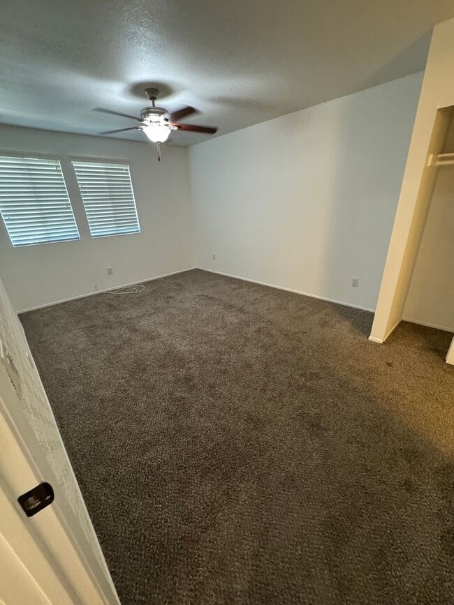 Building Photo - Now ready to move-in! Beautiful 2-Bedroom Home in a Gated Loma Linda Community!