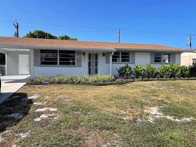 Building Photo - 551 Palmetto Dr