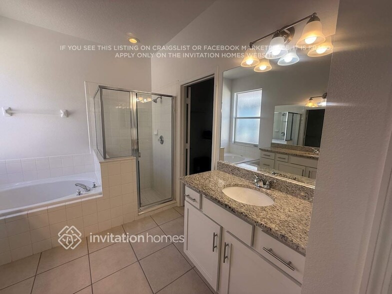 Building Photo - 643 Bridgeway Blvd