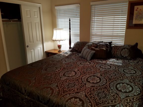 Front Right BR - 130 Easy St