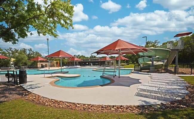 Building Photo - 10820 Sky Rock Dr