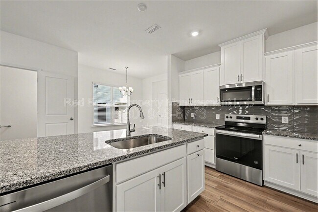 Building Photo - 2124 Cobble Ct