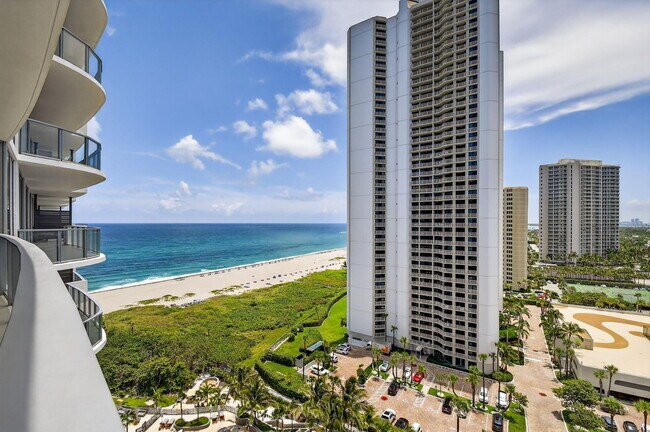 Building Photo - 3100 N Ocean Dr