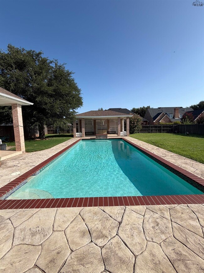 Building Photo - 4506 Hollow Ridge Dr