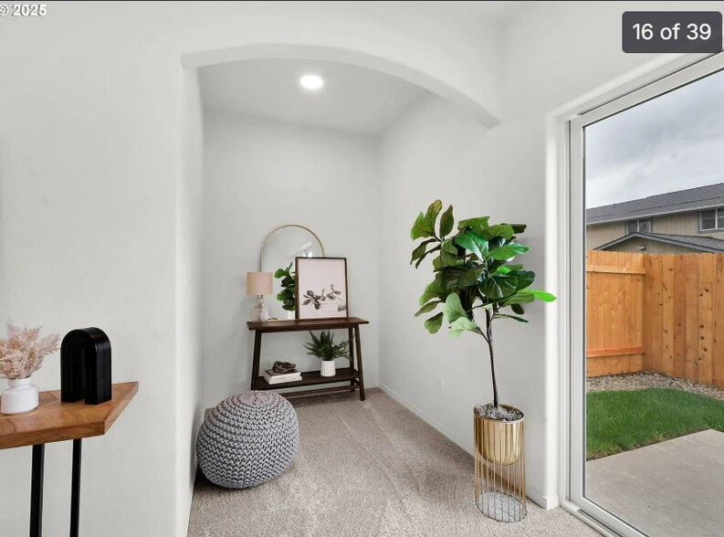 Building Photo - 4353 Kalmia St