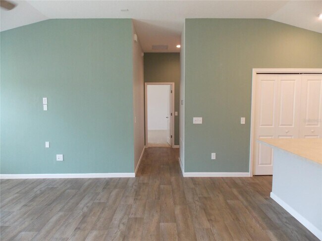 Building Photo - 4287 Fredda Ter